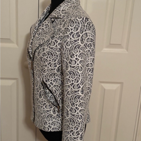 KARL LAGERFELD LACE RIDER JACKET SIZE S - Picture 5 of 8